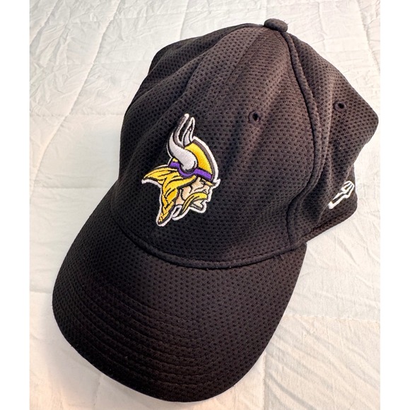 New Era Other - Minnesota Vikings NFL New‎ Era 39THIRTY Hat Cap Fitted Black L-XL Football